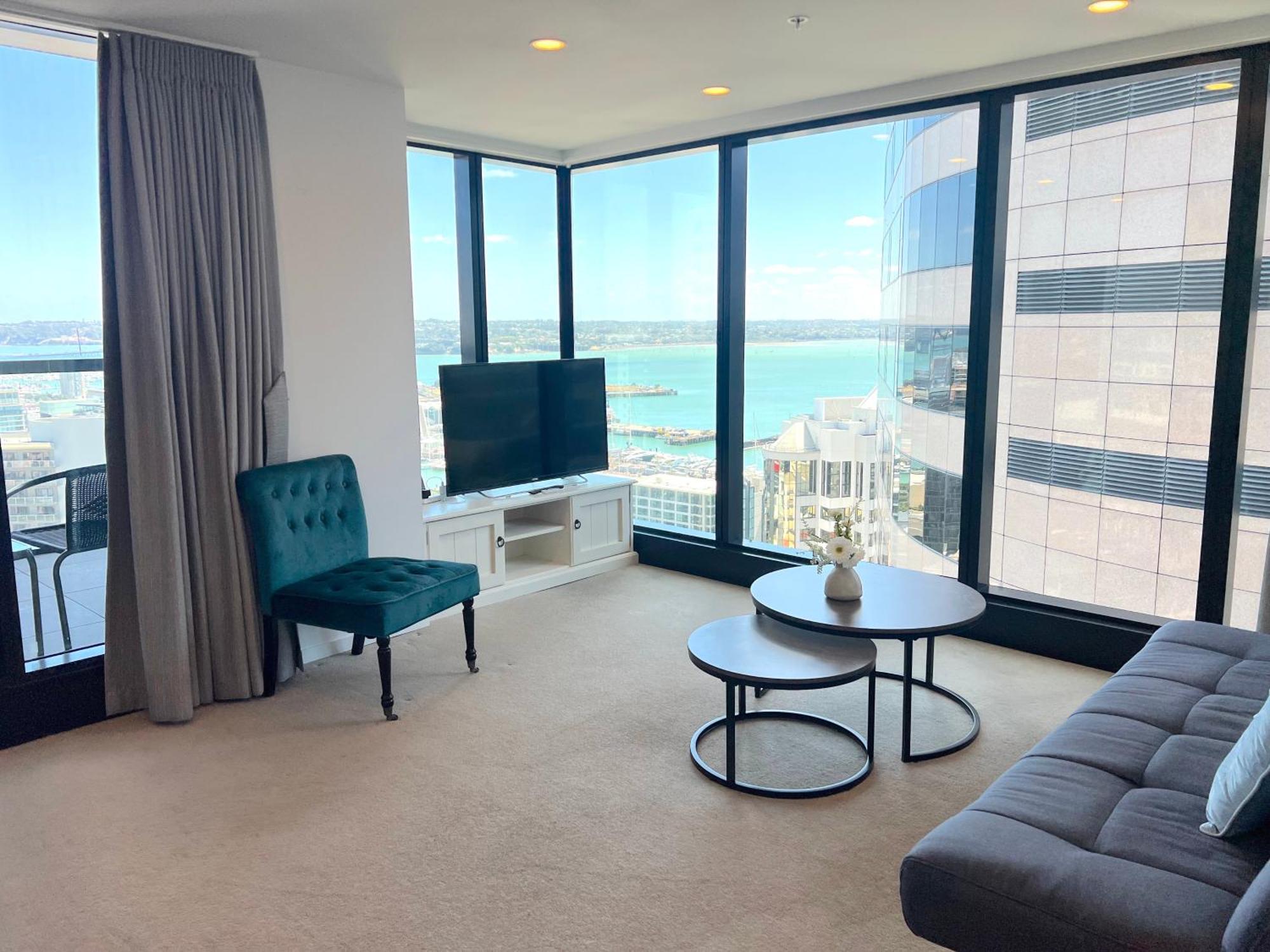 Magnificent Harbour View Skytower View Apartment In Cbd Auckland Exterior photo